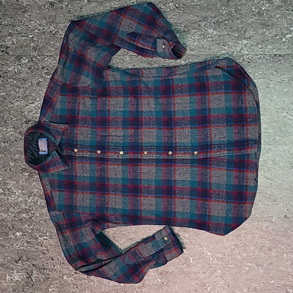 Pendleton. Made in USA. 70s. Lodge-shirt. 💯 Virgin Wool. Men's medium.